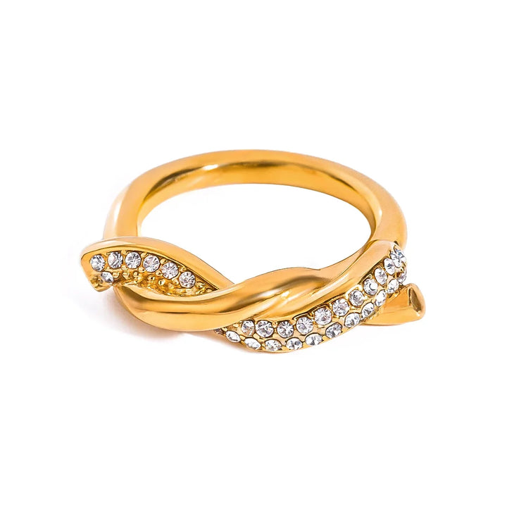 BowLift | Intertwined Diamond Accent Ring