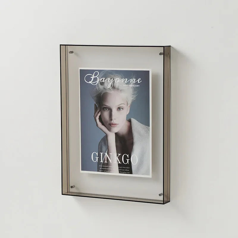 BowLift | Double-sided acrylic photo frame