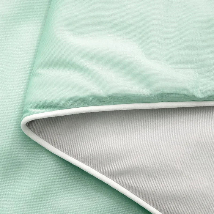 High-Quality Cooling Blanket – Smooth Air-Conditioning Comforter, Lightweight Summer Quilt with Double-Sided Cooling Fabric | Bowlift