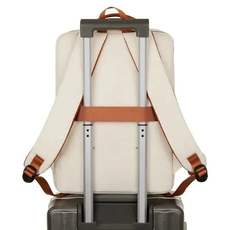BowLift | Travel backpack with laptop compartment and USB port for everyday & business trips