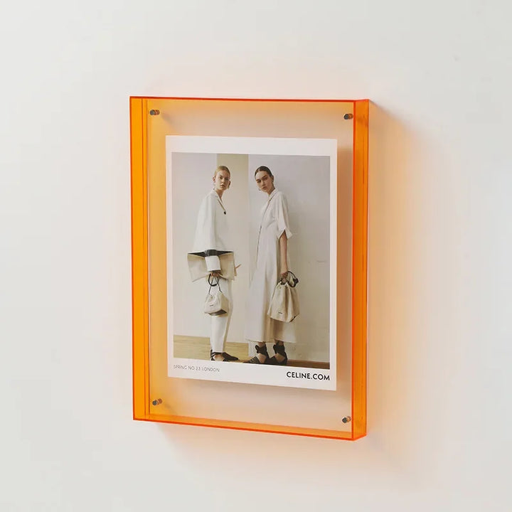 BowLift | Double-sided acrylic photo frame