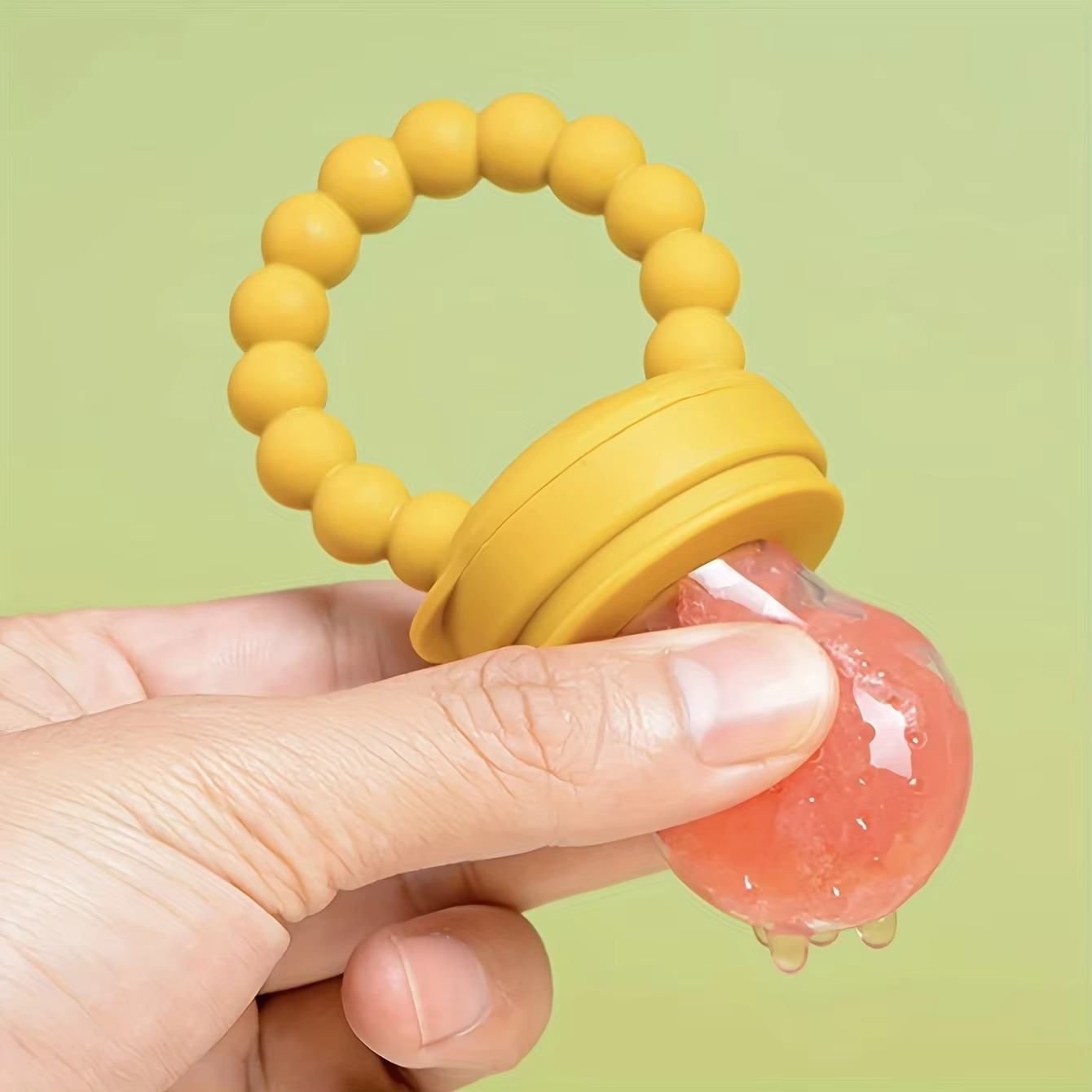 BowLift | 4-Piece Silicone Baby Fruit Feeder Set with Comfort Grip Handle and Extra Feeding Pouches