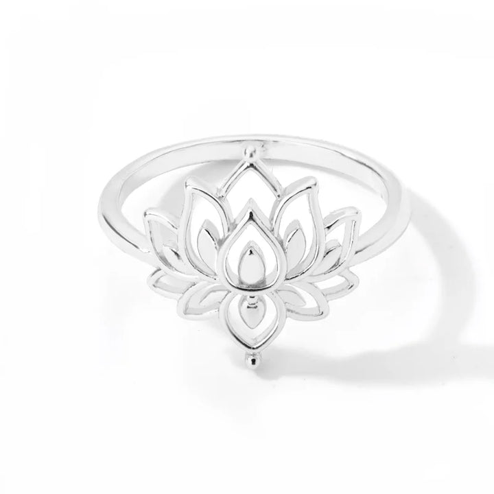 BowLift | Dainty Lotus Flower Outline Ring