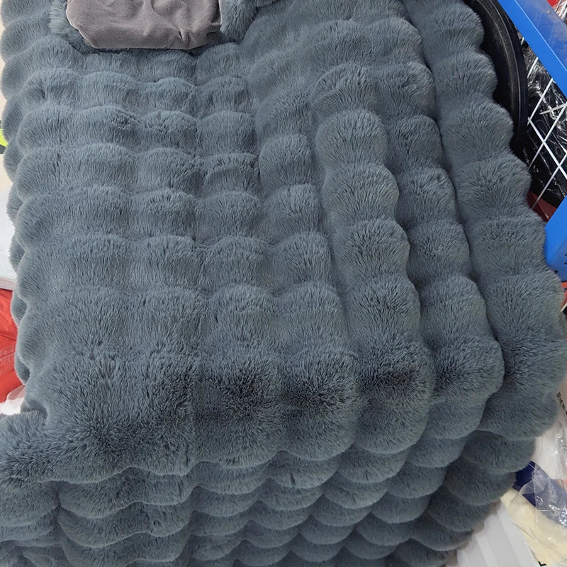 BowLift | CozyChic - Luxe Throw Blanket for Warm Moments