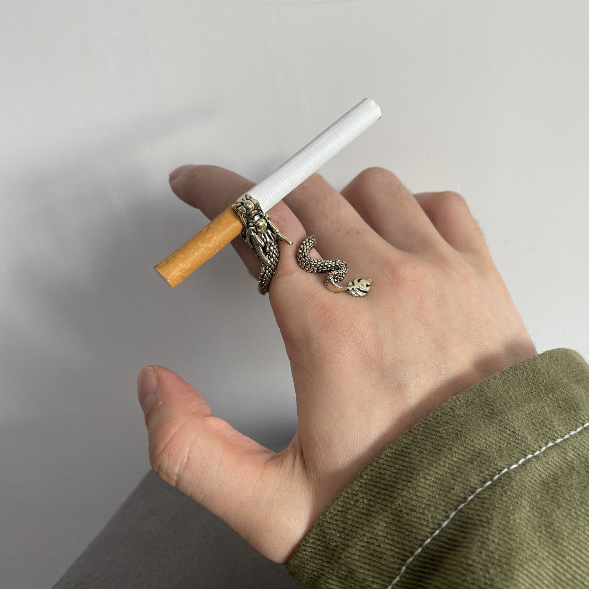 BowLift | Firebreather Cigarette Holder