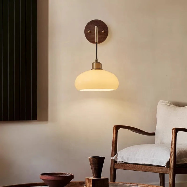BowLift | WalnutEdge – Modern Wall Lamp in Walnut and Brass