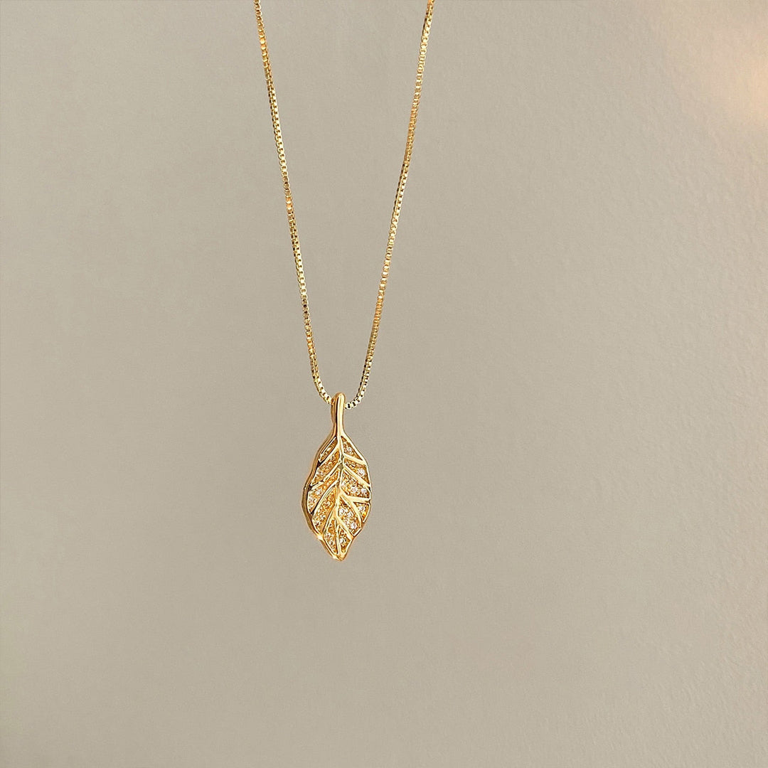 BowLift | Nature Sparkle Tree Leaf Pendant Necklace