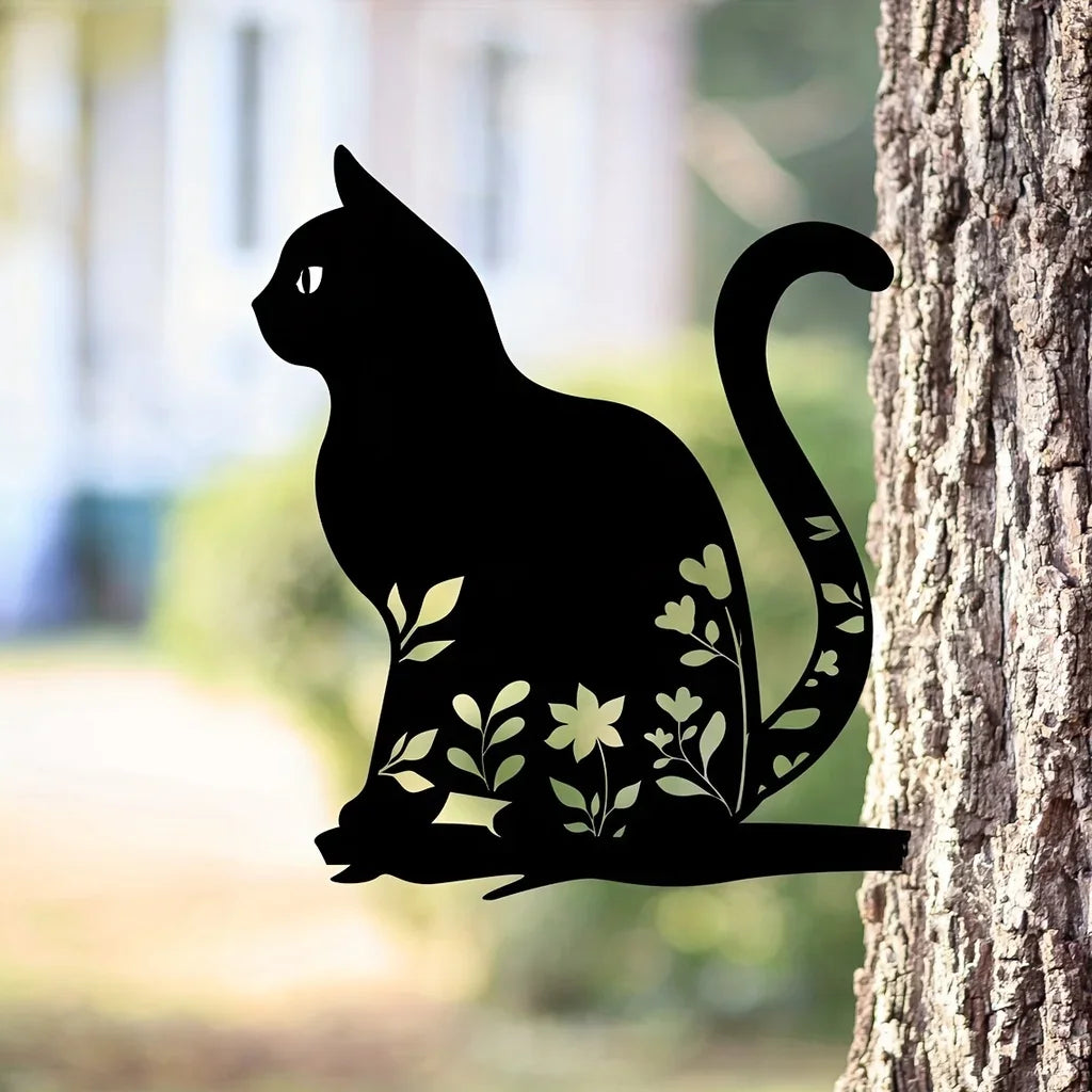 BowLift | Metal cat silhouette for garden and patio decoration