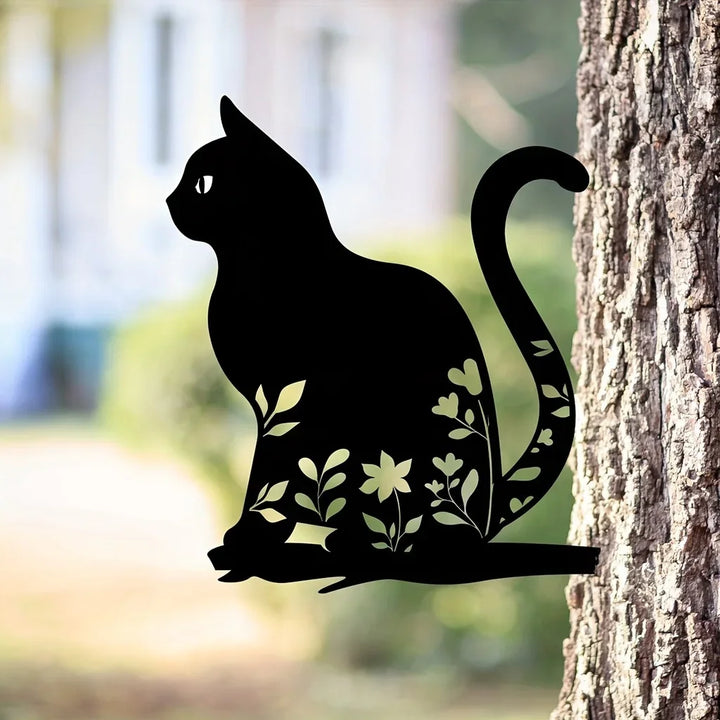 BowLift | Metal cat silhouette for garden and patio decoration