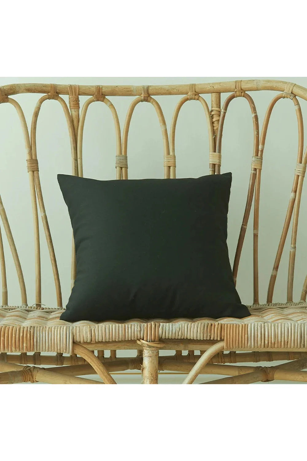 Outdoor-sofa-cushion-cover | Bowlift