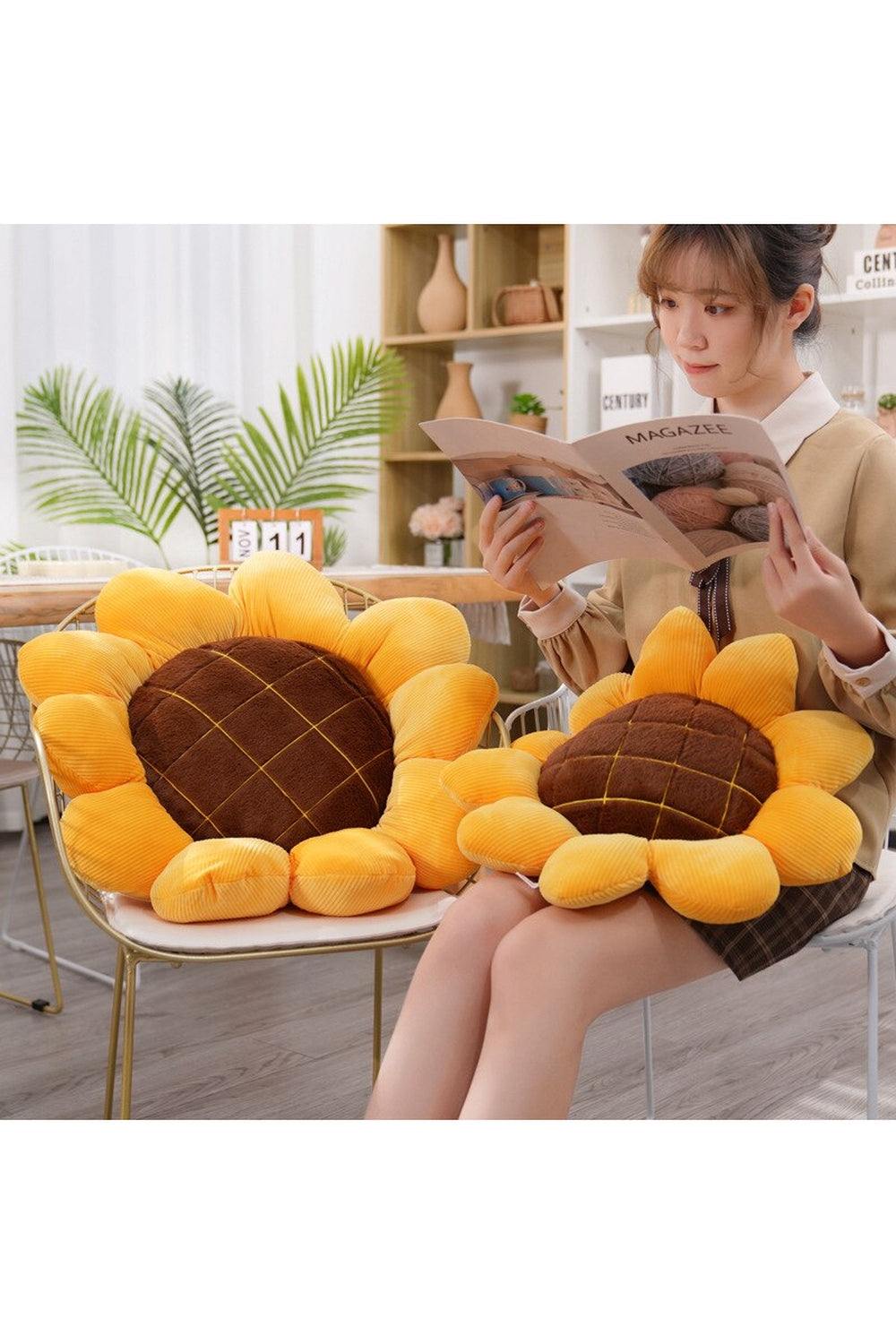 Cozy Sunflower Plush Nap Pillow | Bowlift