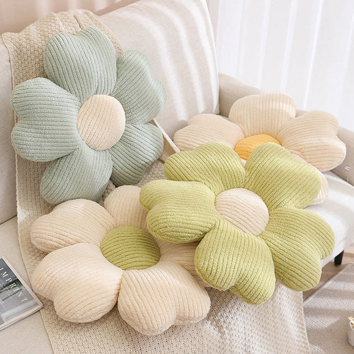 Fluffy Clover Flower Cushion | Bowlift