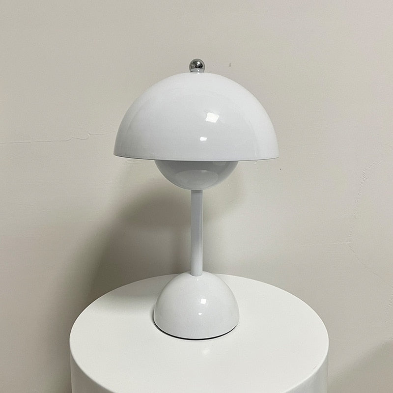 BowLift | Bud LED table lamp – Metal, modern, 220V