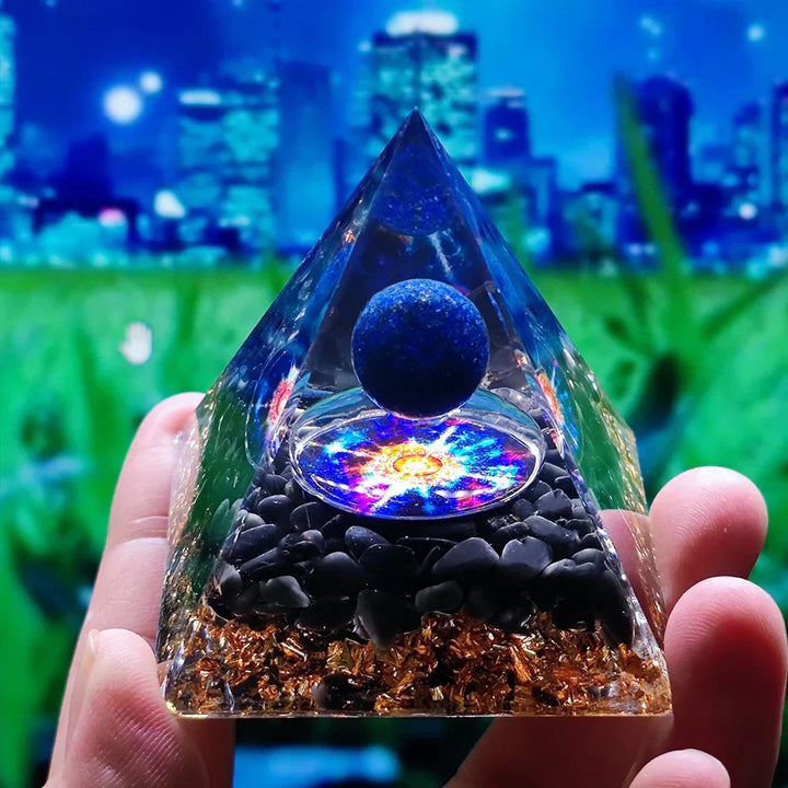 Orgonite Pyramid with Amethyst Pendulum – Energy, Protection and Decoration | Bowlift