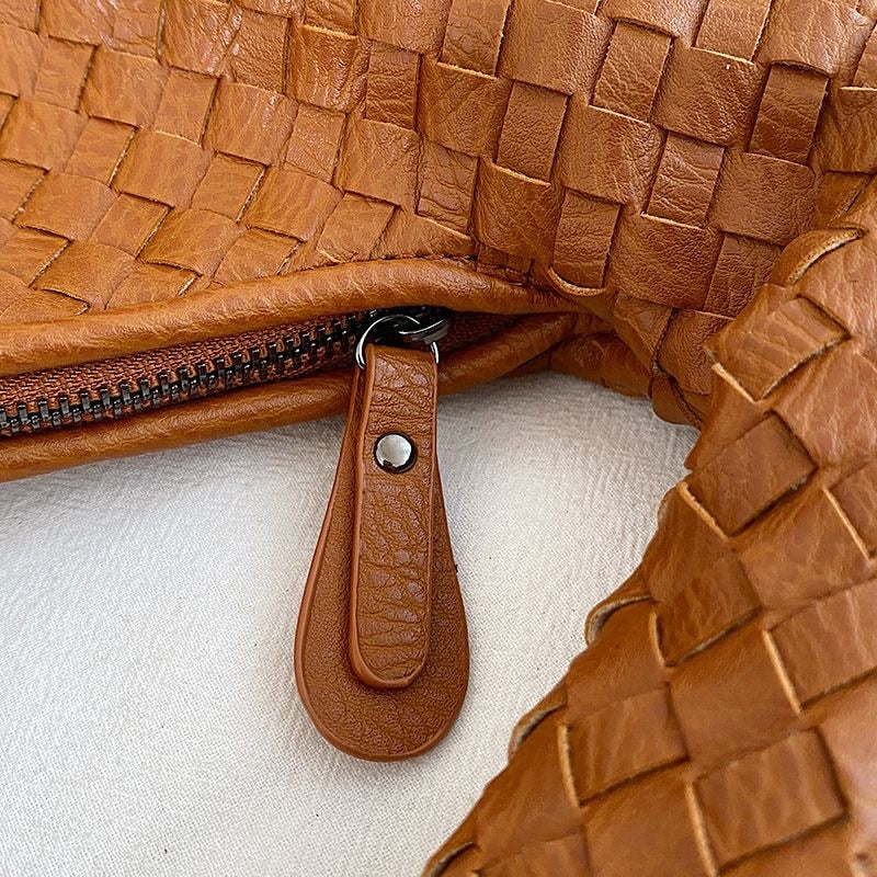 BowLift | Elegant Leather Shoulder Bag