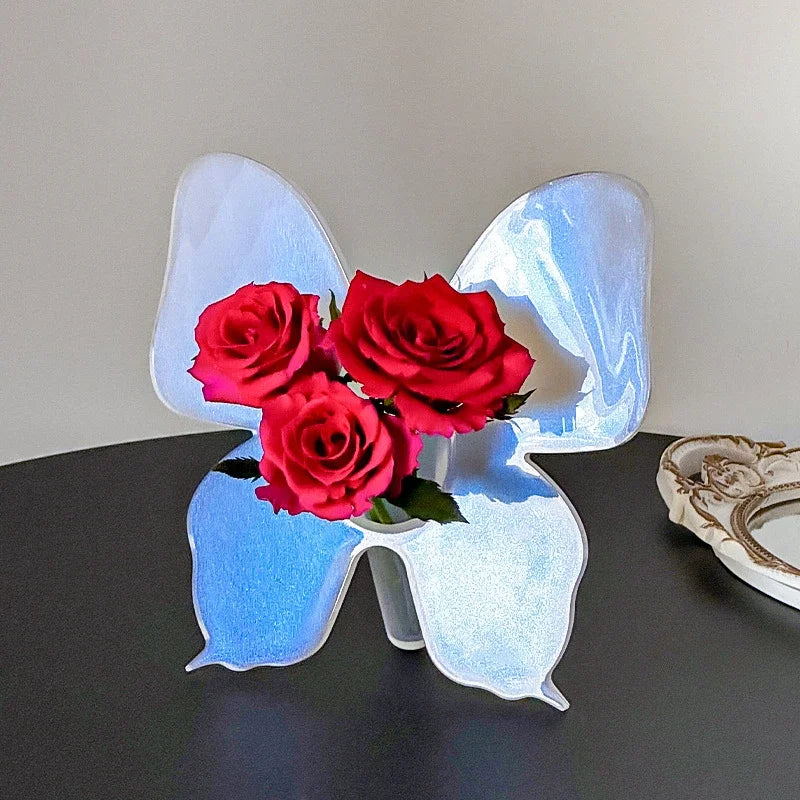 Artistic Butterfly Clear Flower Vase | Bowlift