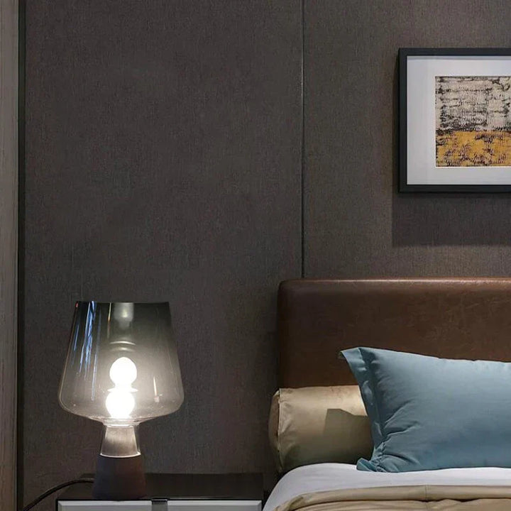 BowLift | Modern desk lamp with a concrete look and elegant appearance