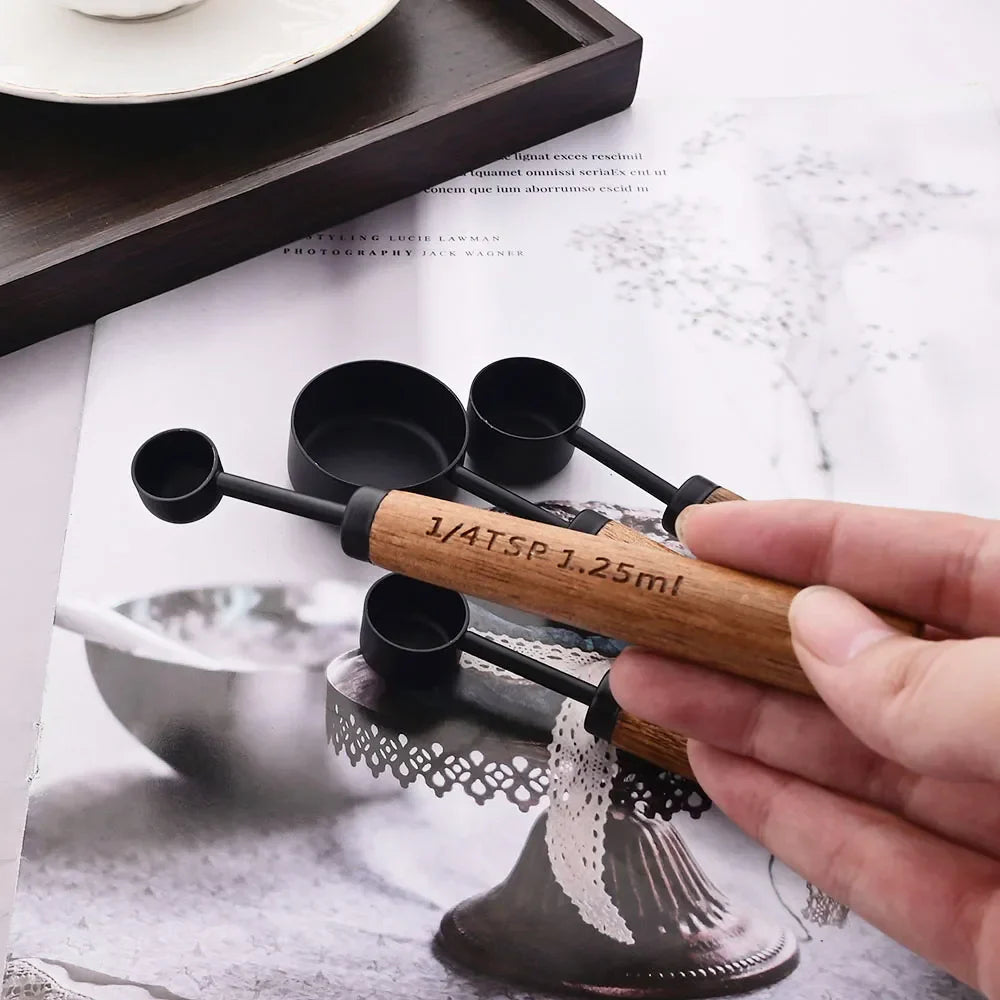 BowLift | Lyra Measuring Cups & Spoon Set