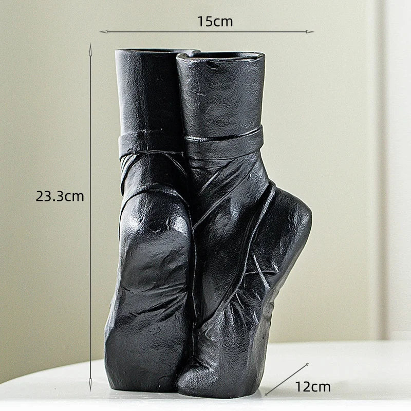 BowLift | Artistic Ballerina Ceramic Vase