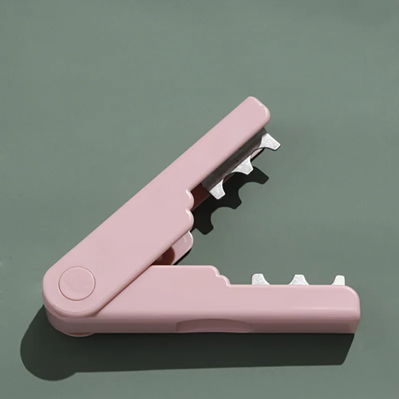 Ergonomic Flower Stem Thorn Cutter | Bowlift
