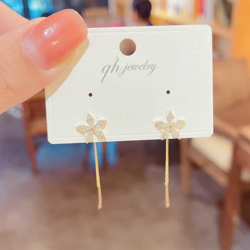 BowLift | Elegant Flower Long Chain Earrings