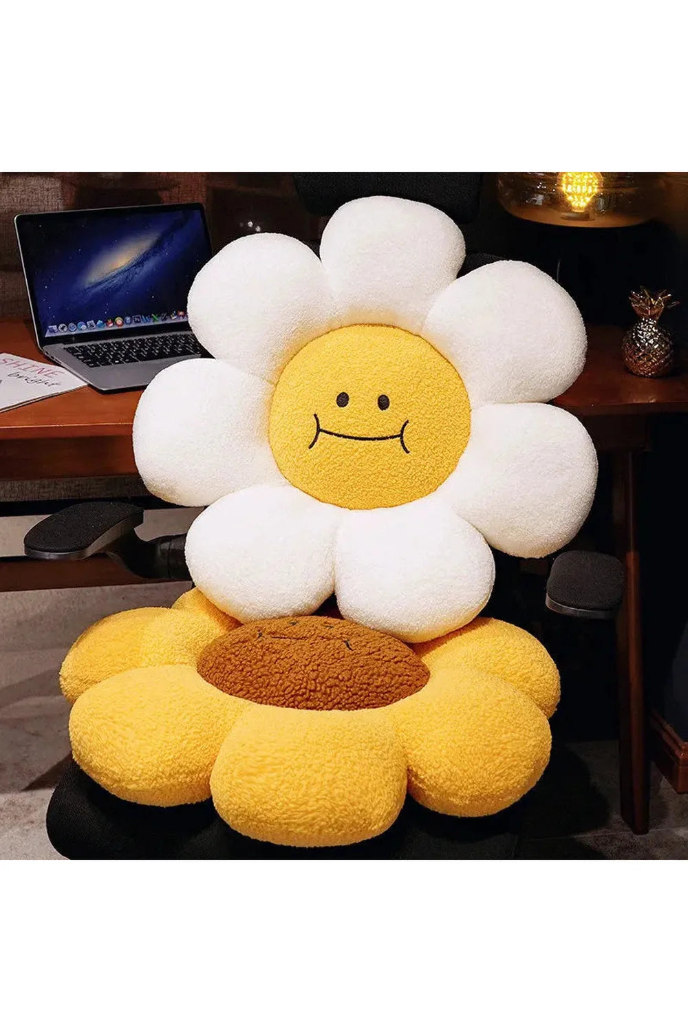 Smile Cushion | Bowlift