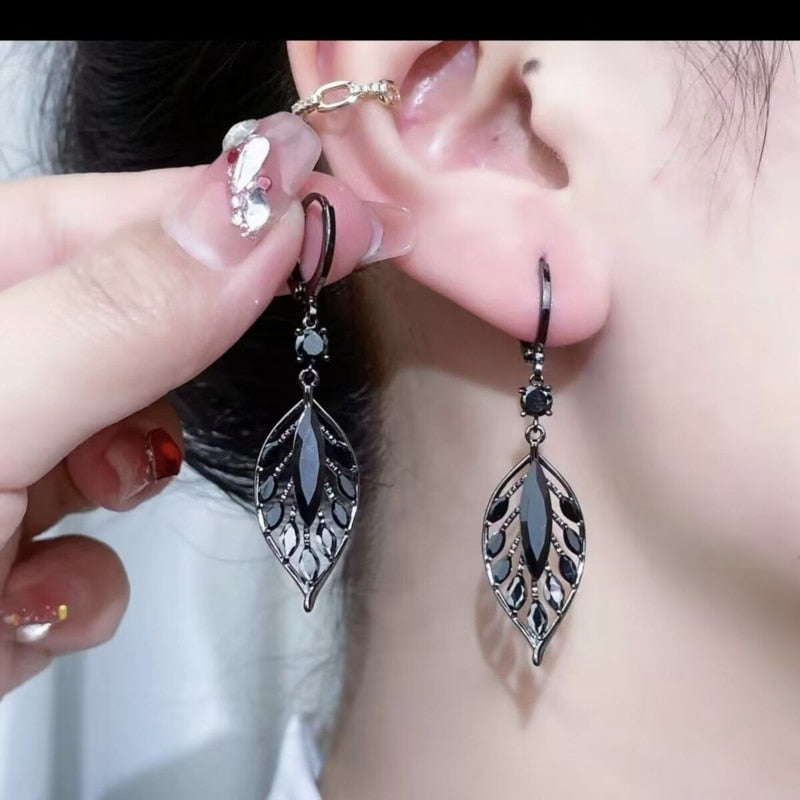 BowLift | Leaf Shiny Zircon Earring