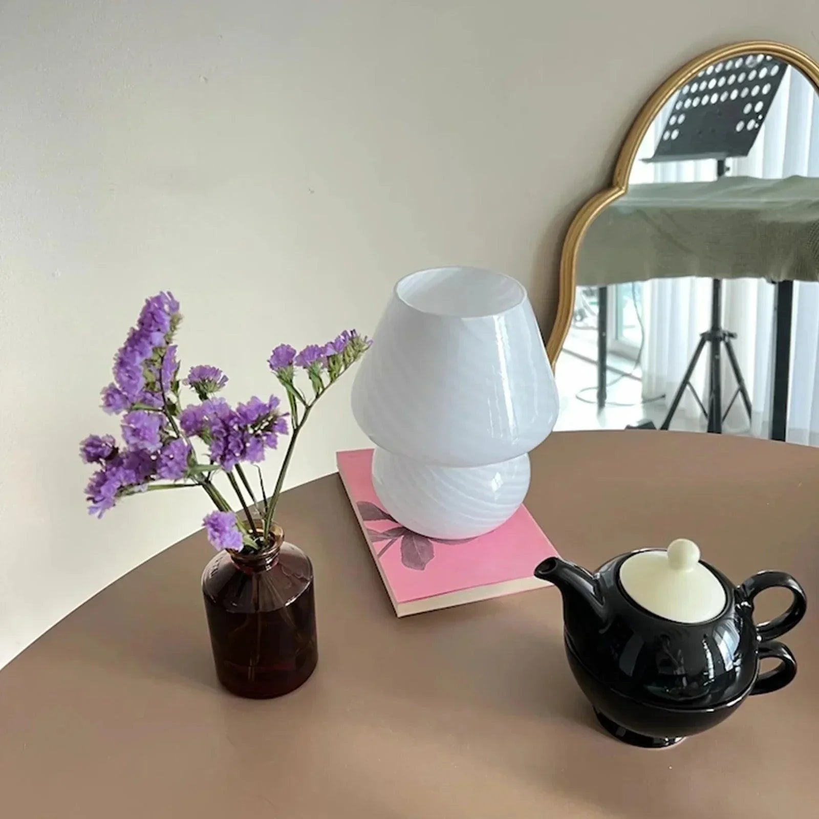 BowLift | GlassLuxe - Murano-Inspired Desk Lamp