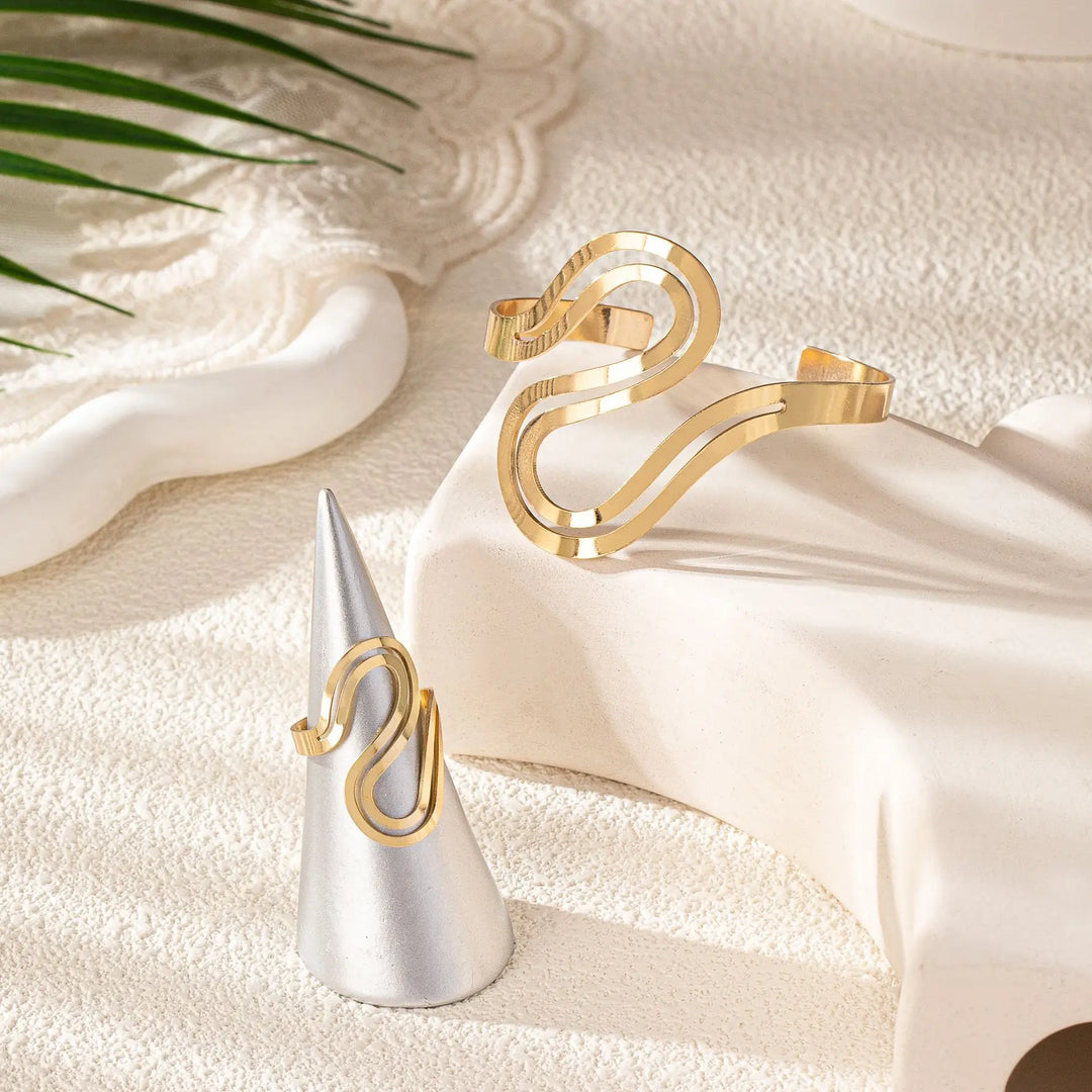 BowLift | Adjustable Modern Swirl Bracelet and Ring Set