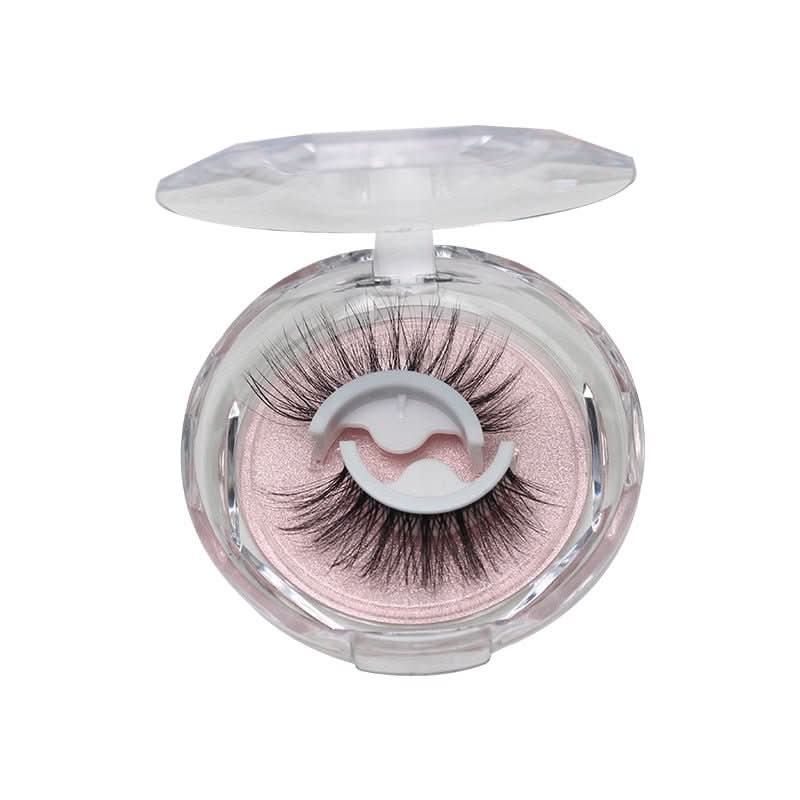 BowLift | Reusable self-adhesive lashes for dramatic moments