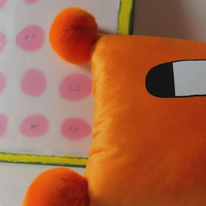 Curious Face Cushion | Bowlift