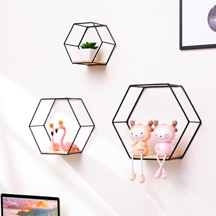 HexaShelf - Stylish Hexagonal Wall Decoration for Your Items Bowlift