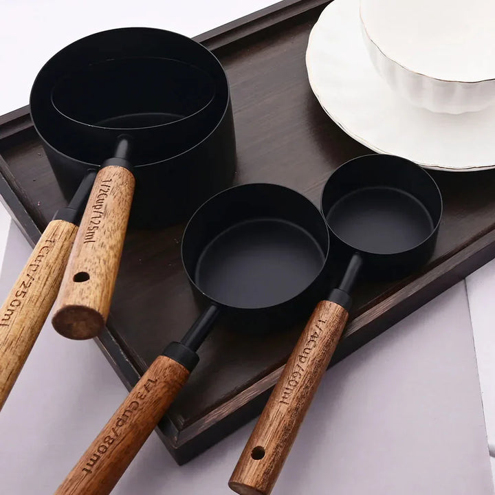 BowLift | Lyra Measuring Cups & Spoon Set