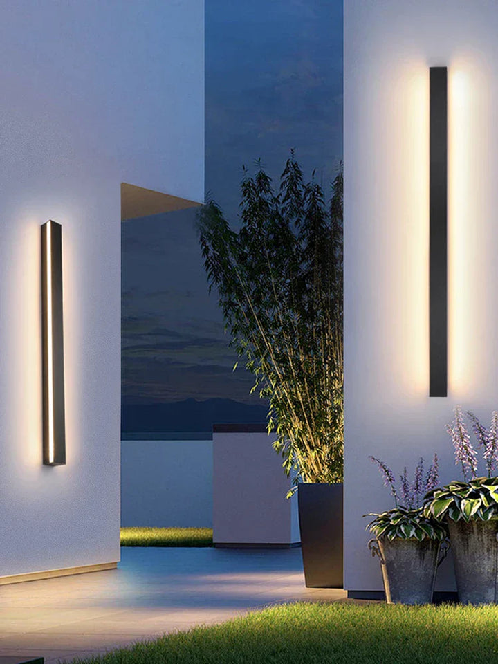 BowLift | NeroEdge SleekLine Waterproof LED Wall Light – Modern Outdoor Lamp in Black