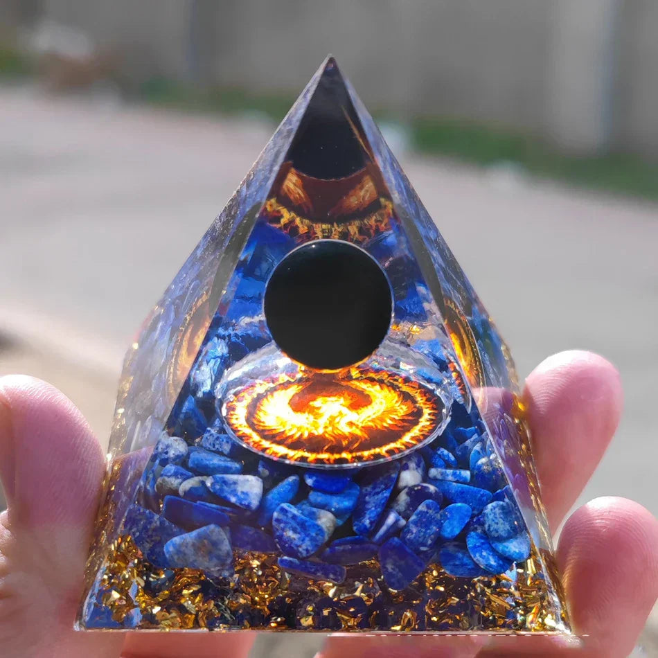 BowLift | Orgonite Pyramid with Amethyst Pendulum – Energy, Protection and Decoration
