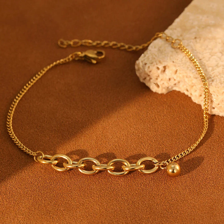 BowLift | Dainty Curb & Bold Paperclip Chain Bracelet