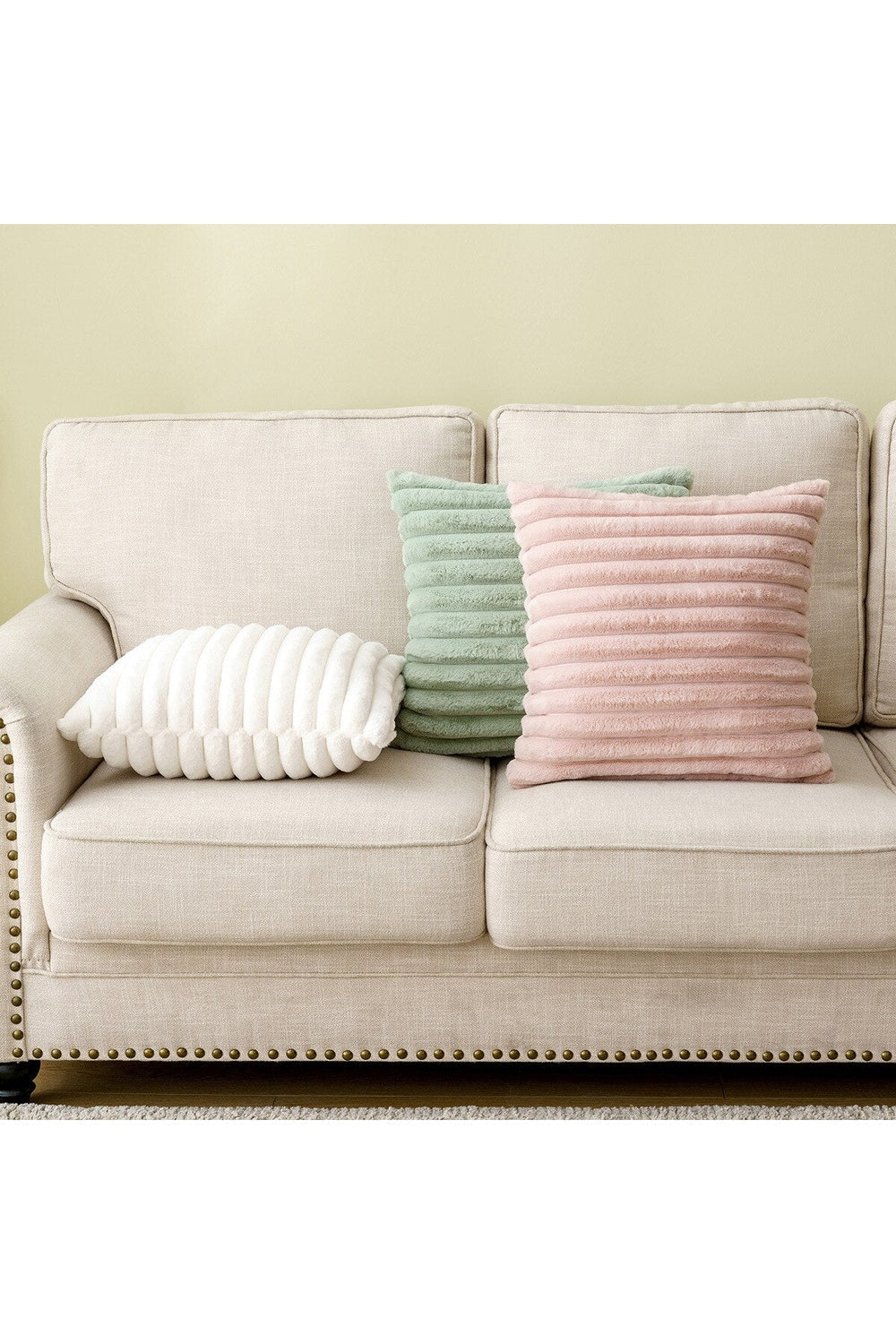 Cozy plush pillow cover | Bowlift