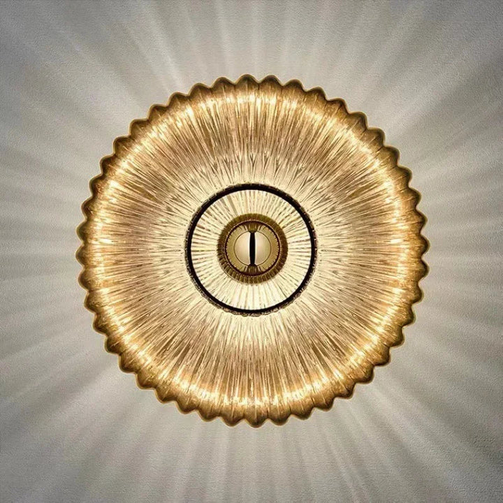 BowLift | Modern Wall Light Made of Glass