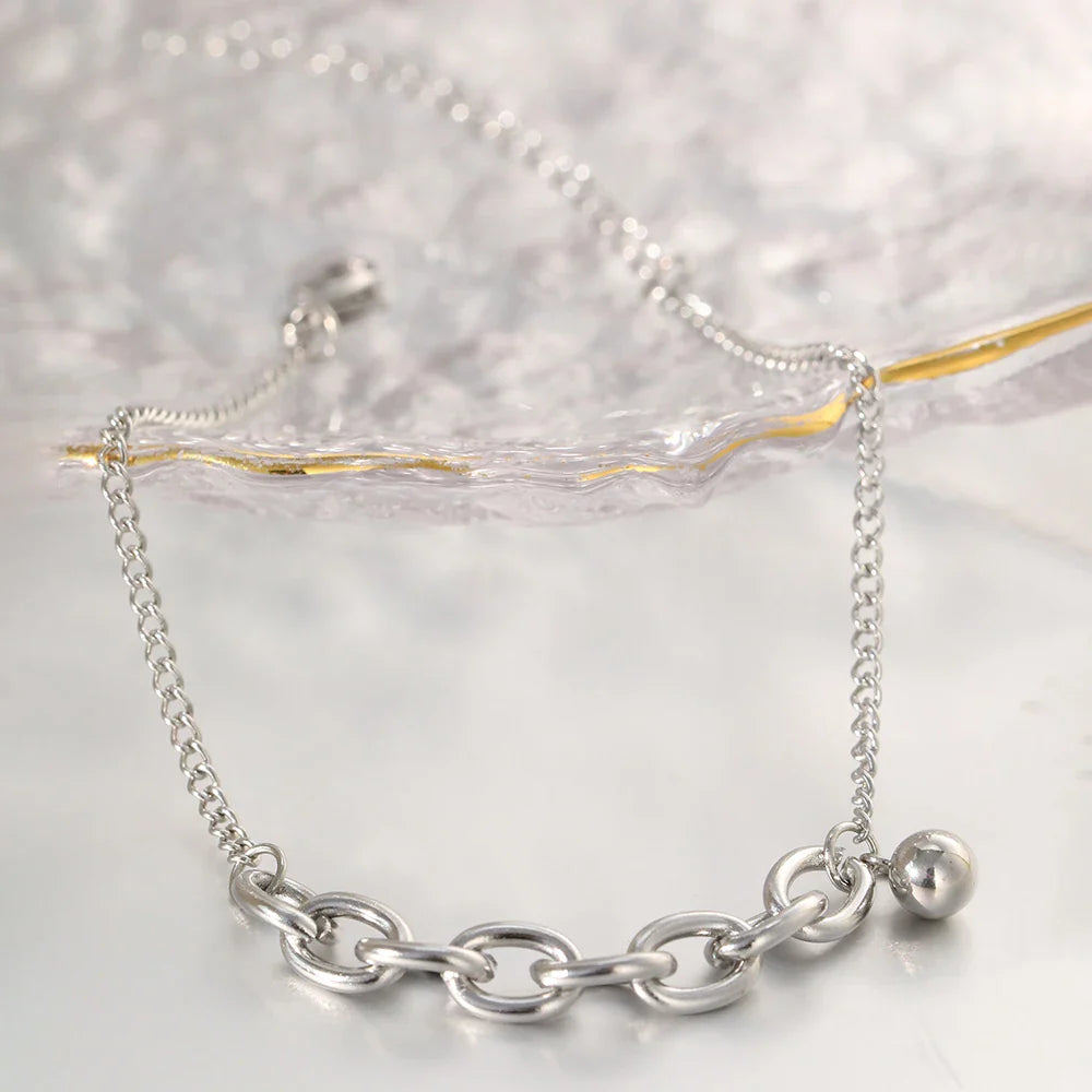 BowLift | Dainty Curb & Bold Paperclip Chain Bracelet