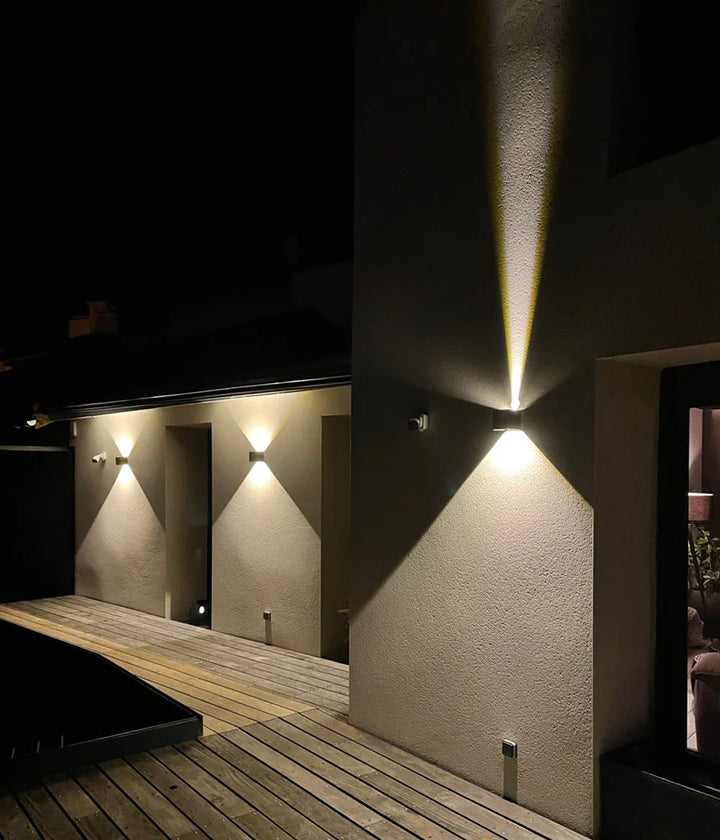 Outdoor LED Wall Light
