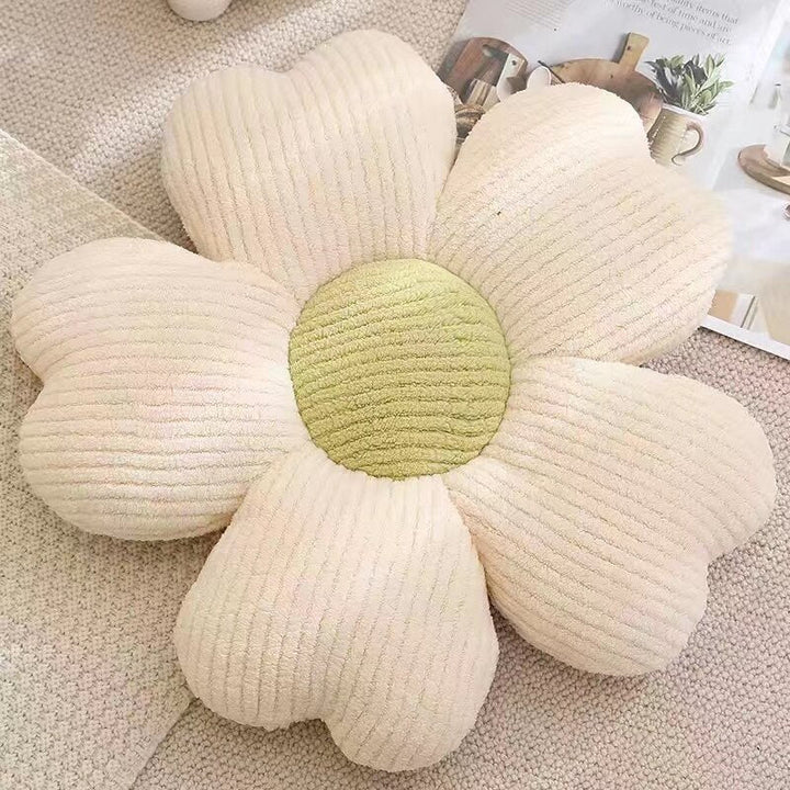 Fluffy Clover Flower Cushion | Bowlift