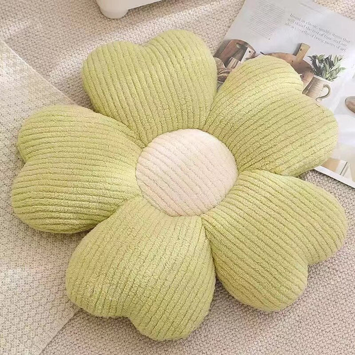 BowLift | Fluffy Clover Flowers Pillow