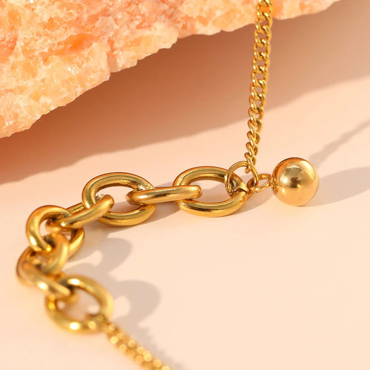 BowLift | Dainty Curb & Bold Paperclip Chain Bracelet