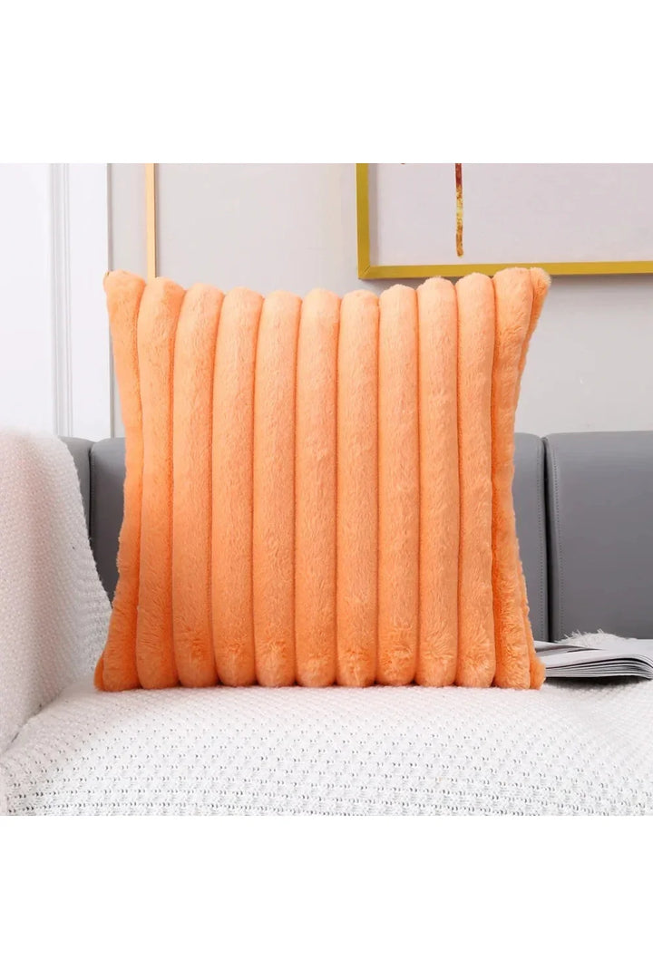 White plush pillow cover | Bowlift
