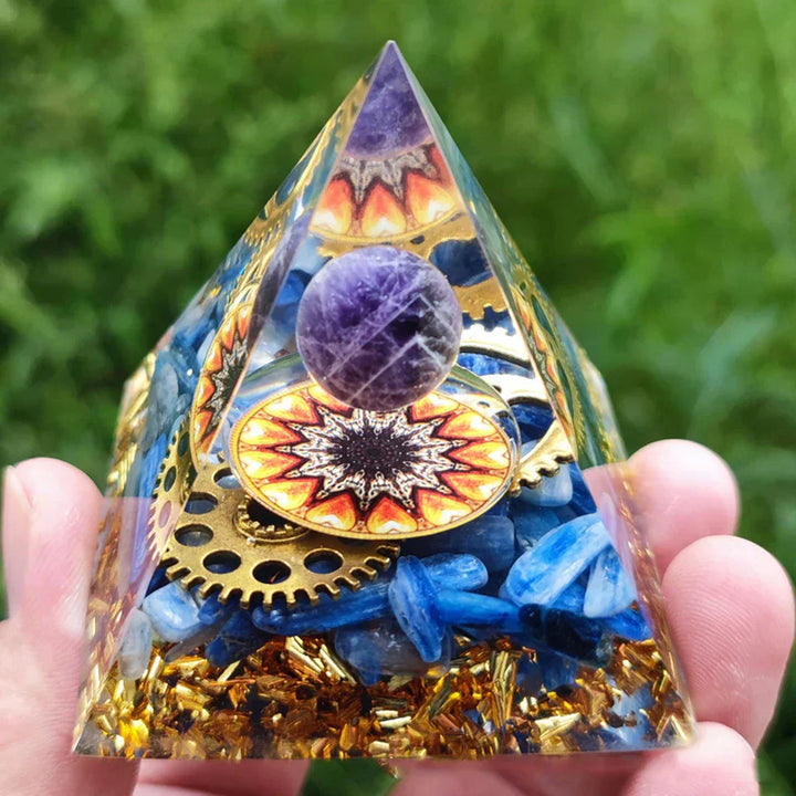 BowLift | Orgonite Pyramid with Amethyst Pendulum – Energy, Protection and Decoration