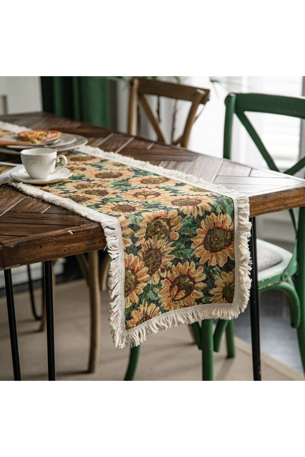 Table Runner - Light Academia | Bowlift