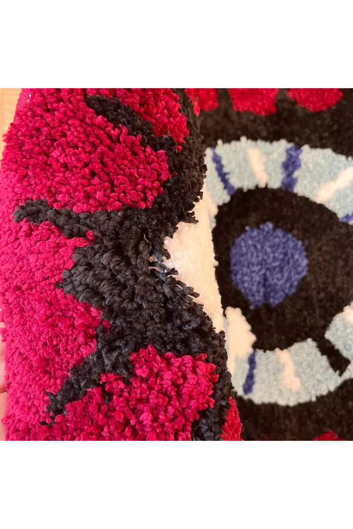 Eye Tufted Carpet | Bowlift