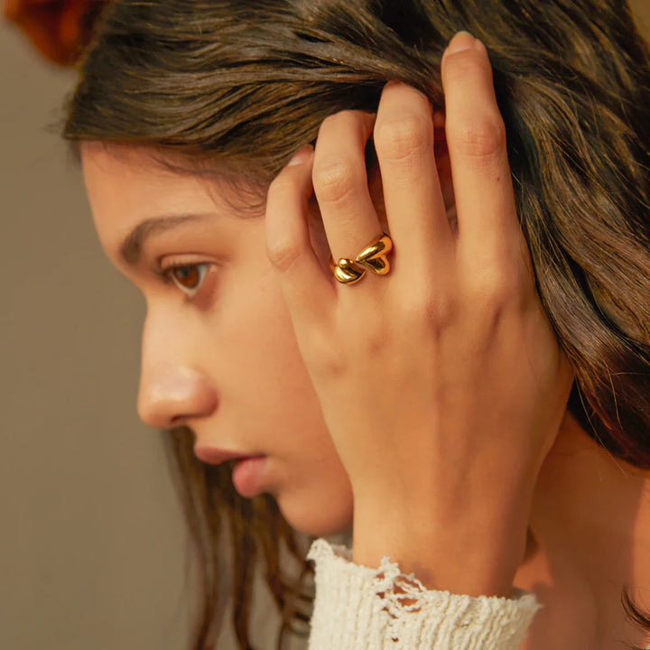BowLift | Elegant Adjustable Love Heart Ring