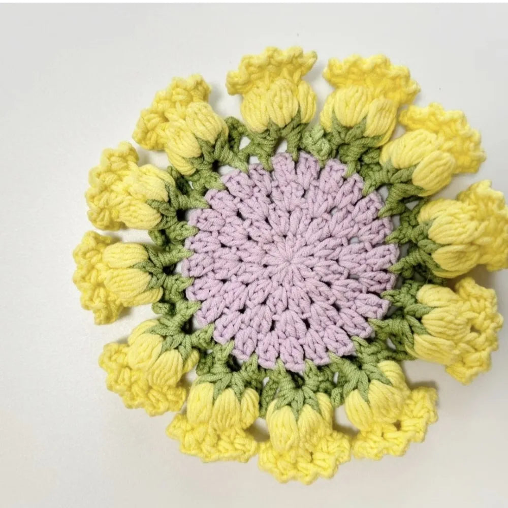 Handcrafted ConvertiBowlifte Yarn Rose Bouquet | Bowlift
