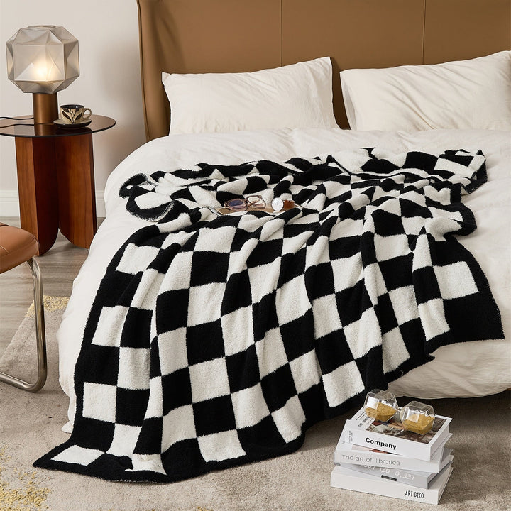COLOURFUL CHECKERBOARD THROW | Bowlift